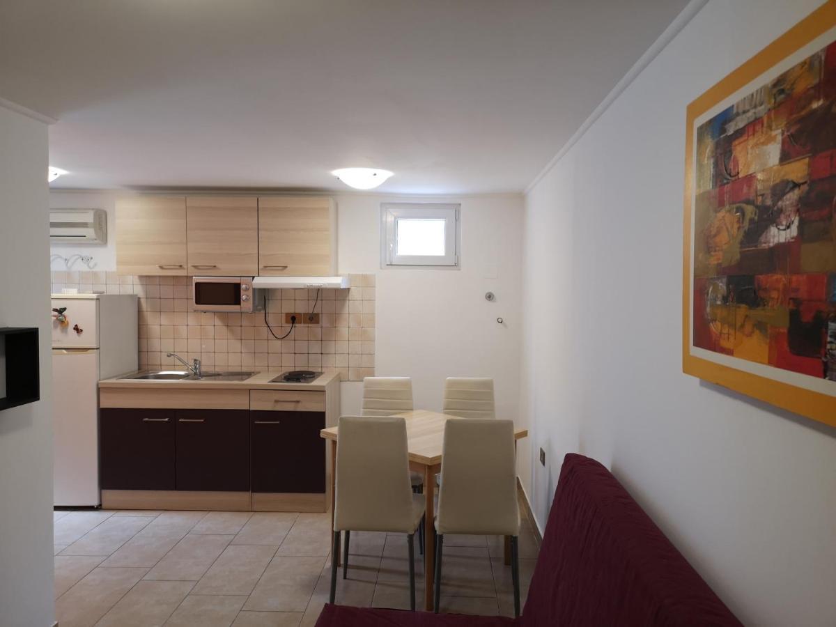 Apartment Sara Умаг Экстерьер фото